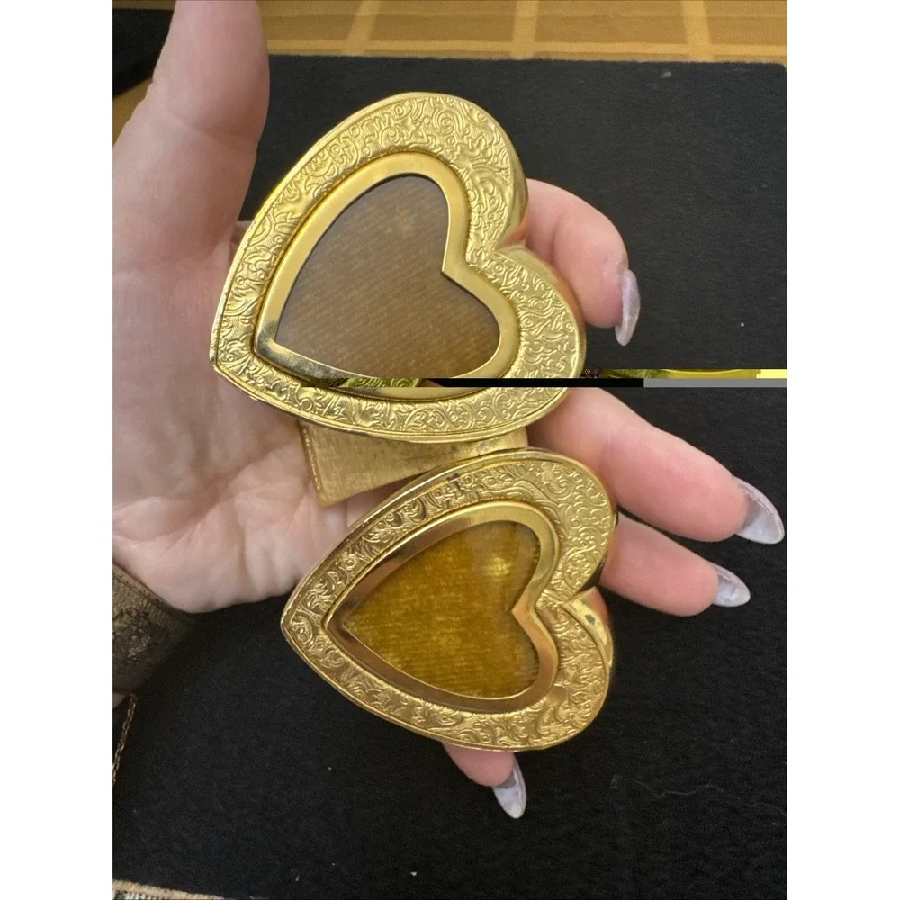 Vintage Ted Arnold Brass Heart Shape Picture Frame 4,3/4